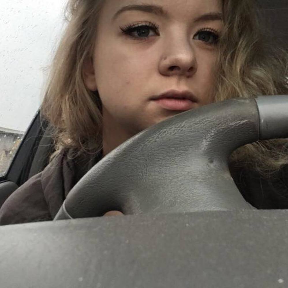 Meet your Posher, Carissa